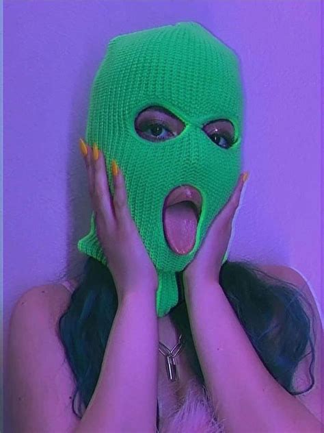 ski mask girl Porn @ AssOAss